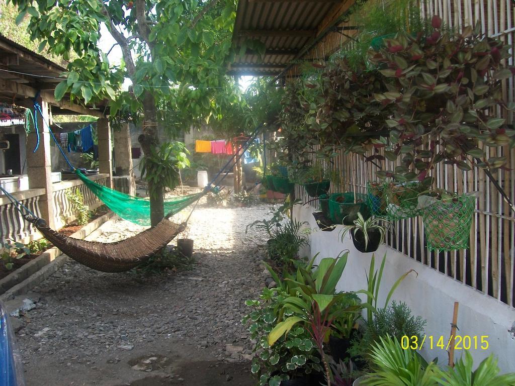 Charm Guest House Puerto Princesa Exterior foto